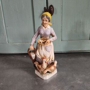 Vintage Granny Farm Chickens Eggs Basket Collectible Figurine Home Decor